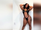 LABELLADX – LaBella tries on her sexy new outfits