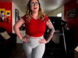 ladies desperate to pee omorashi wetting jeans